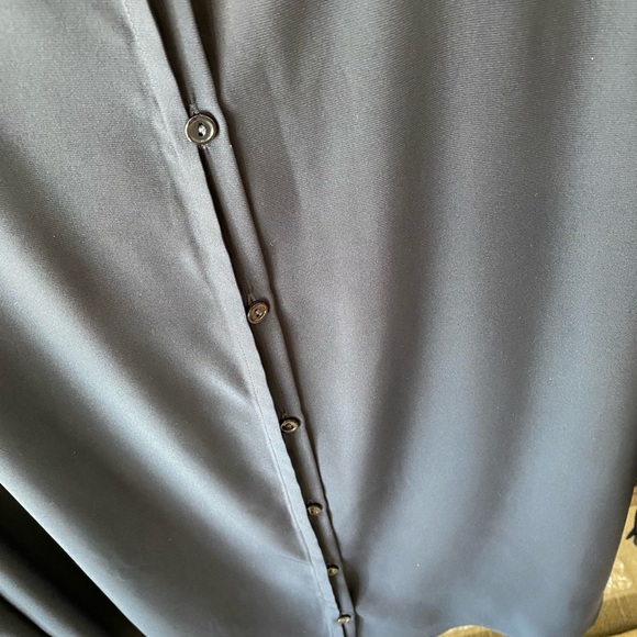 Navy NYJD Button Up Blouse with Mock Collar Size L - Picture 4 of 7